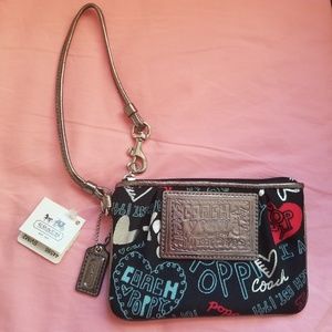 BRAND NEW RARE Coach Poppy Wristlet SV/Black Multi